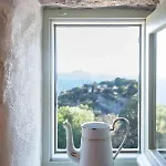 Messes Traditional Stone House With Amazing Sea View Lägenhet