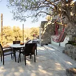 Lägenhet Messes Traditional Stone House With Amazing Sea View Mandrákion