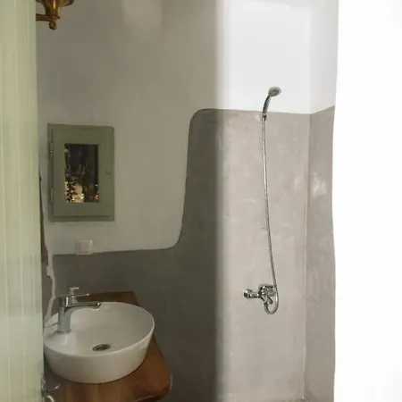 Messes Traditional Stone House With Amazing Sea View Mandrákion