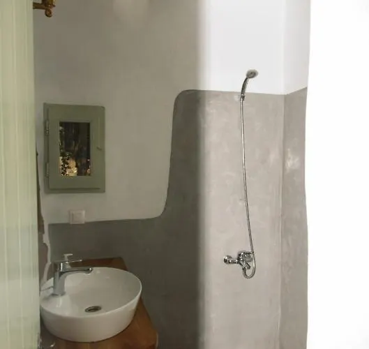 Messes Traditional Stone House With Amazing Sea View Mandrákion