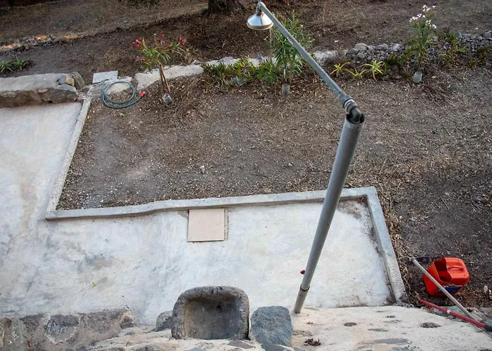 Messes Traditional Stone House With Amazing Sea View * Mandrákion