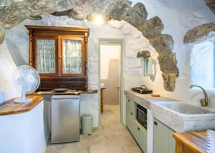 Messes Traditional Stone House With Amazing Sea View *